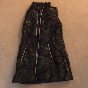 Brand new Anorak water resistant black vest!